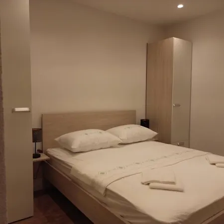 Apartment Novi Skrape U Samom Centru S Parkingom Trogir