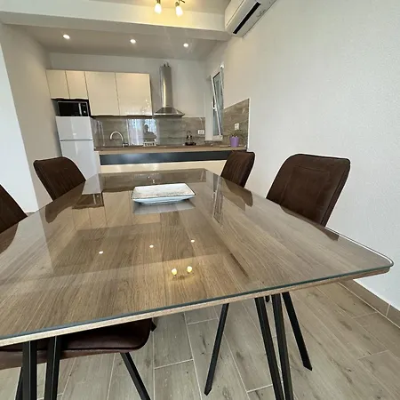 Apartment Novi Skrape U Samom Centru S Parkingom *