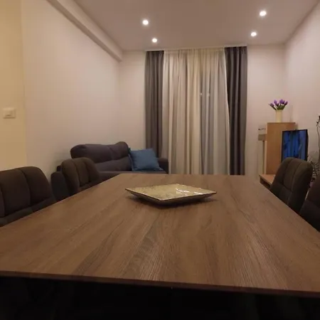 Novi Skrape U Samom Centru S Parkingom Apartment *